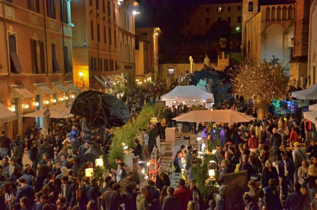 Hotel Crystal Marina di Pietrasanta Exterior photo